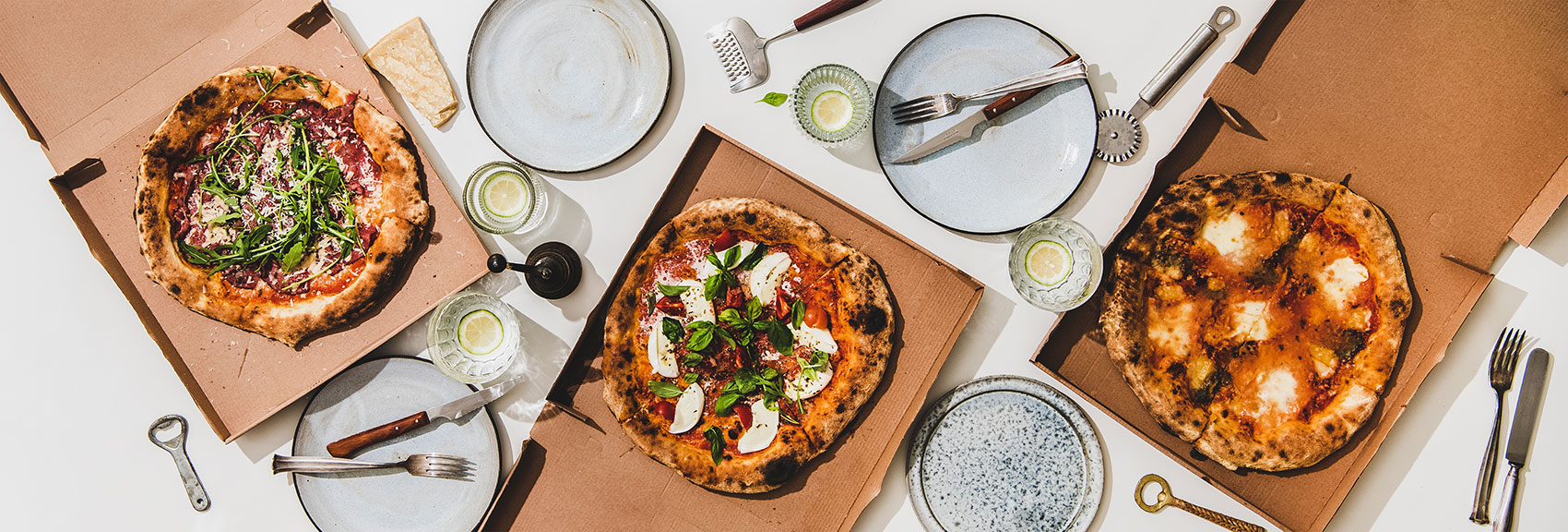 How to Host a Late Night Bachelorette Pizza Party
